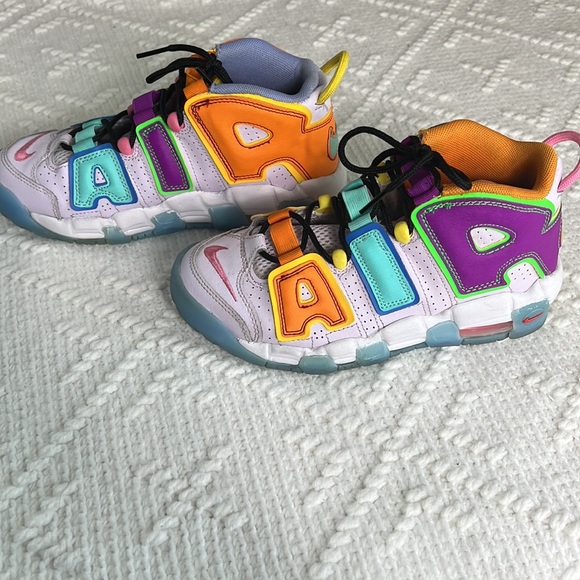 Nike Air. More uptempo multicolored sneakers 4Y - Picture 4 of 15